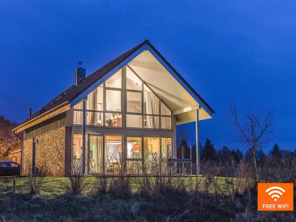 W7 - Sehr Schoenes Ferienhaus Mit Toller Lage Und Super Aussicht In Roebel An Der Mueritz Villa Eksteriør bilde
